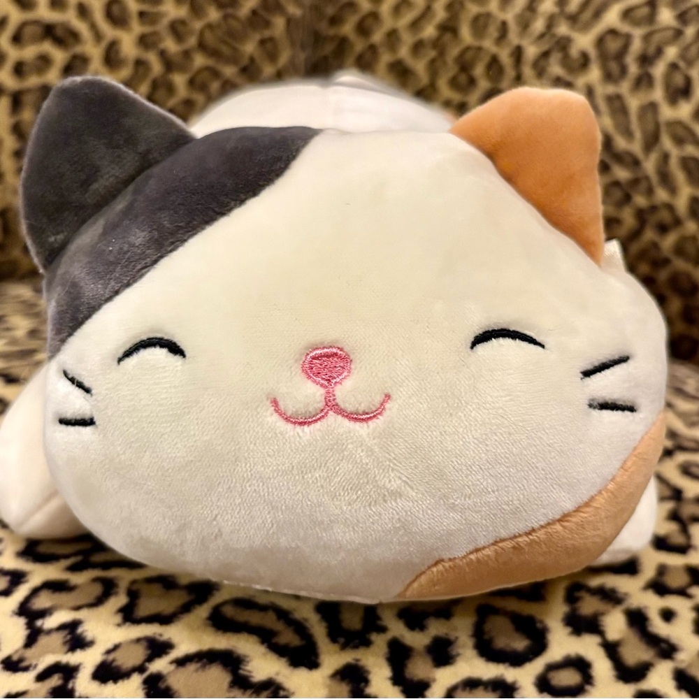 Cam Squishmallow Calico Cat Plush Toy 2019 Laying Hug Me